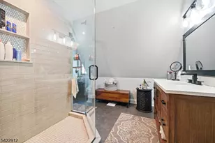 173 Point Breeze Dr, West Milford, NJ 07421 - Photo 16