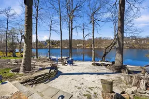 173 Point Breeze Dr, West Milford, NJ 07421 - Photo 26