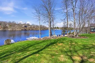 173 Point Breeze Dr, West Milford, NJ 07421 - Photo 6