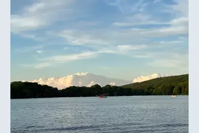 173 Point Breeze Dr, West Milford, NJ 07421 - Photo 40