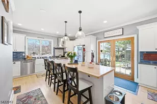 173 Point Breeze Dr, West Milford, NJ 07421 - Photo 8