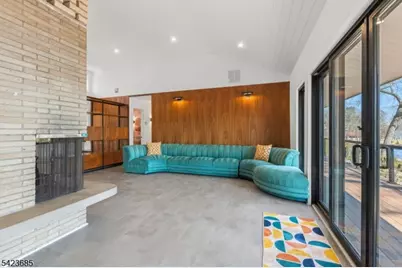 38 Ithanell Rd, Hopatcong, NJ 07843 - Photo 12