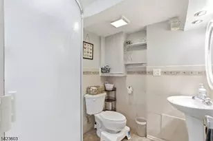 201 Floyd St, Belleville, NJ 07109 - Photo 16