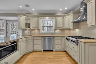 51 Winay Terrace, Washington Township, NJ 07853 - Photo 14