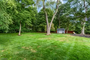 8 Beechwood Rd, Bernards Township, NJ 07920 - Photo 8