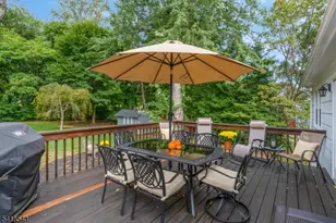 8 Beechwood Rd, Bernards Township, NJ 07920 - Photo 6