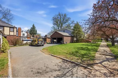 1296 Magie Ave, Elizabeth, NJ 07208 - Photo 24