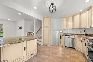 27 Meadowview Rd, Bernards Township, NJ 07920 - Photo 1