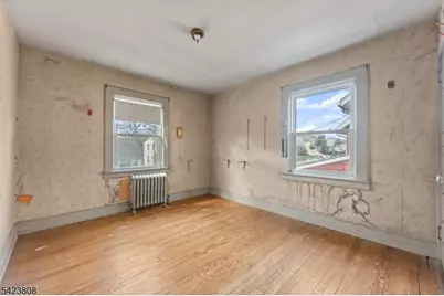 101 Reid Ave, Passaic, NJ 07055 - Photo 10