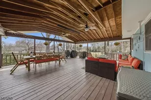 4 Glencove Rd, Parsippany, NJ 07950 - Photo 34