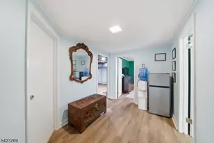 4 Glencove Rd, Parsippany, NJ 07950 - Photo 38