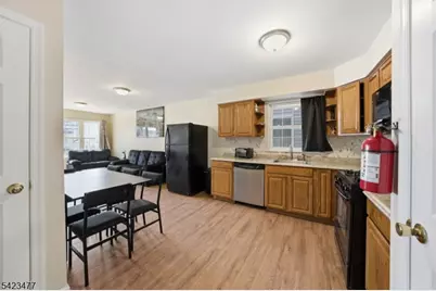 1049 Lafayette St #1, Elizabeth, NJ 07201 - Photo 2
