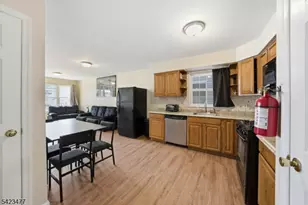 1049 Lafayette St, Elizabeth, NJ 07201 - Photo 2