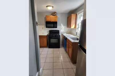 10 Westcott St, Bloomfield, NJ 07003 - Photo 2