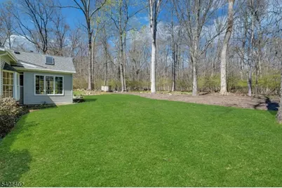 25 Yorke Rd, Mountain Lakes, NJ 07046 - Photo 26