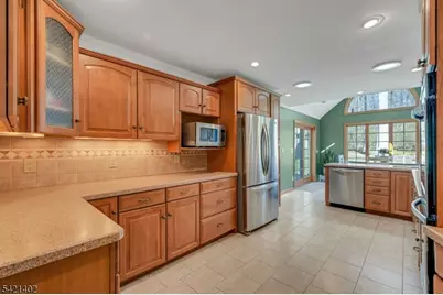 25 Yorke Rd, Mountain Lakes, NJ 07046 - Photo 6
