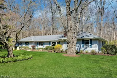 25 Yorke Rd, Mountain Lakes, NJ 07046 - Photo 2