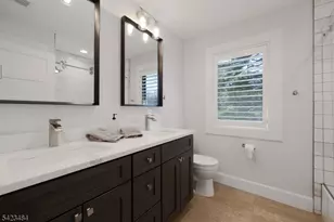 57 Walnut St, Livingston, NJ 07039 - Photo 30