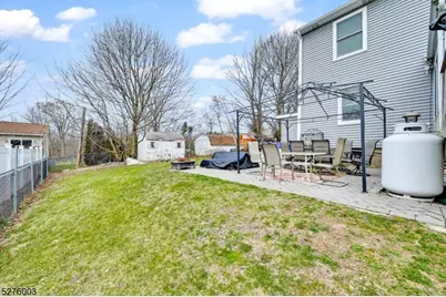 22 Glenridge Rd, West Milford, NJ 07421 - Photo 34