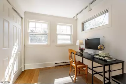 83 Essex Ave, Montclair, NJ 07042 - Photo 8