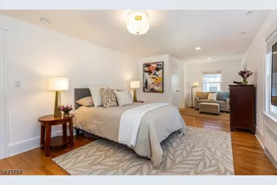 83 Essex Ave, Montclair, NJ 07042 - Photo 18