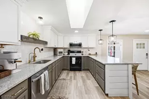 12 Canfield St, Hopatcong, NJ 07874 - Photo 10