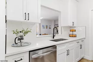 200 Paterson Ave, East Rutherford, NJ 07073 - Photo 16