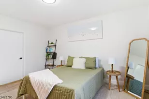 200 Paterson Ave, East Rutherford, NJ 07073 - Photo 32