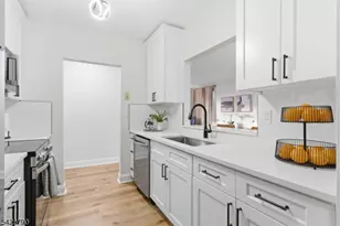 200 Paterson Ave, East Rutherford, NJ 07073 - Photo 18