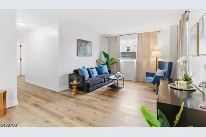 200 Paterson Ave 1A, East Rutherford, NJ 07073 - Photo 8