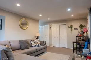 200B Sierra Ct, Woodbridge Township, NJ 07095 - Photo 2