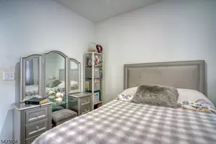 906 Roselle St, Linden, NJ 07036 - Photo 8