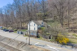 468 Hamburg Turnpike, West Milford, NJ 07480 - Photo 16