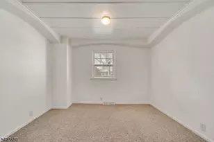 34 N 15th Ave, Manville, NJ 08835 - Photo 10