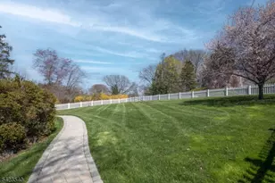 64 W Rayburn Rd, Long Hill Township, NJ 07946 - Photo 26