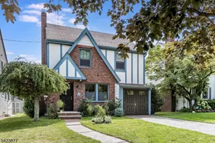 29 Newell Dr, Bloomfield, NJ 07003 - Photo 1