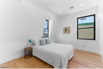 113 Oak St, Jersey City, NJ 07304 - Photo 28