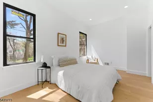 113 Oak St, Jersey City, NJ 07304 - Photo 18