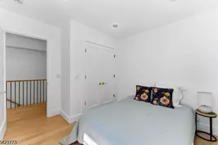 113 Oak St, Jersey City, NJ 07304 - Photo 16