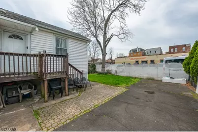129 Howard Ave, Passaic, NJ 07055 - Photo 44