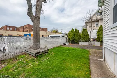 129 Howard Ave, Passaic, NJ 07055 - Photo 46