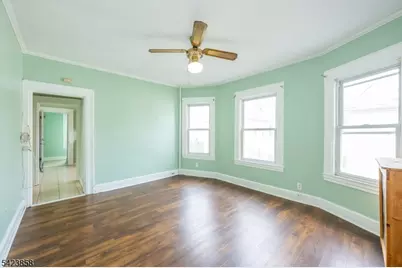 129 Howard Ave, Passaic, NJ 07055 - Photo 32