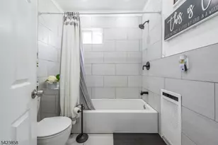 129 Howard Ave, Passaic, NJ 07055 - Photo 18