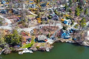 1046 Lakeside Dr E, Vernon, NJ 07422 - Photo 6