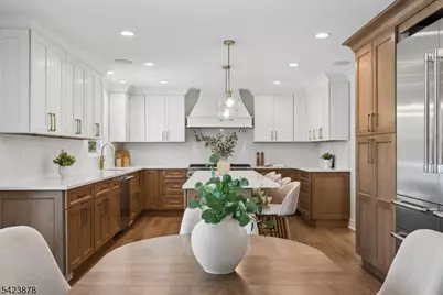 33 Hampton Rd, Chatham Township, NJ 07928 - Photo 10