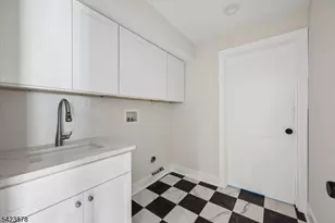 33 Hampton Rd, Chatham Township, NJ 07928 - Photo 32