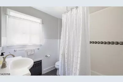 24 Greaves Pl, Cranford Township, NJ 07016 - Photo 18