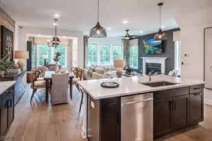 7 Wadsworth Dr, Denville, NJ 07834 - Photo 2