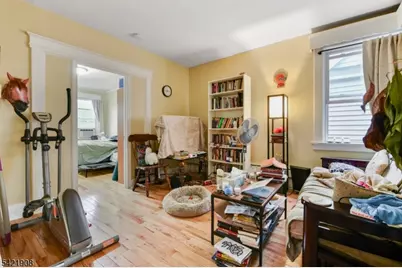 137 Valley Rd, Montclair, NJ 07042 - Photo 22