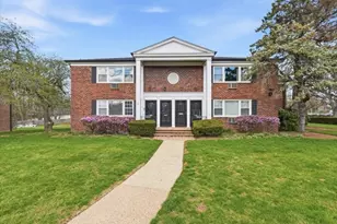 115 Pitney Pl, Morris Township, NJ 07960 - Photo 1